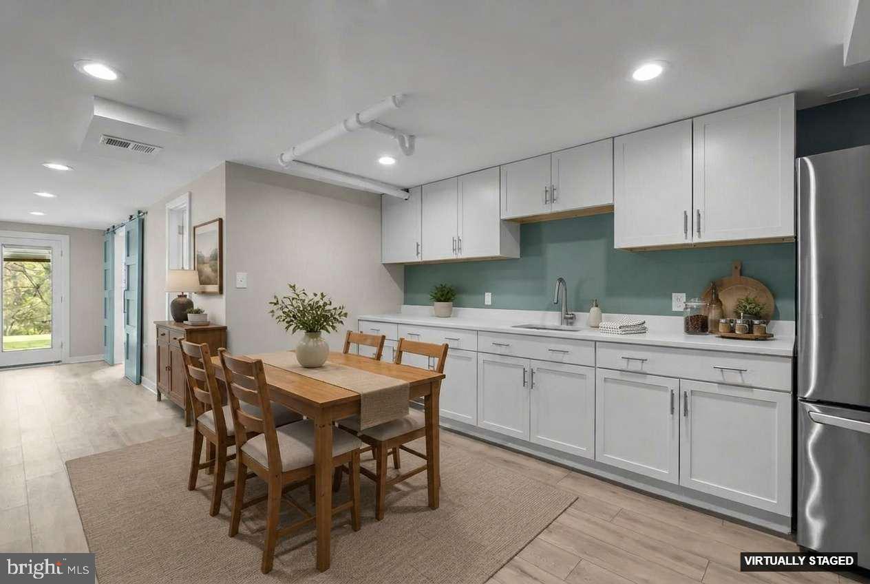 1124 TANLEY ROAD