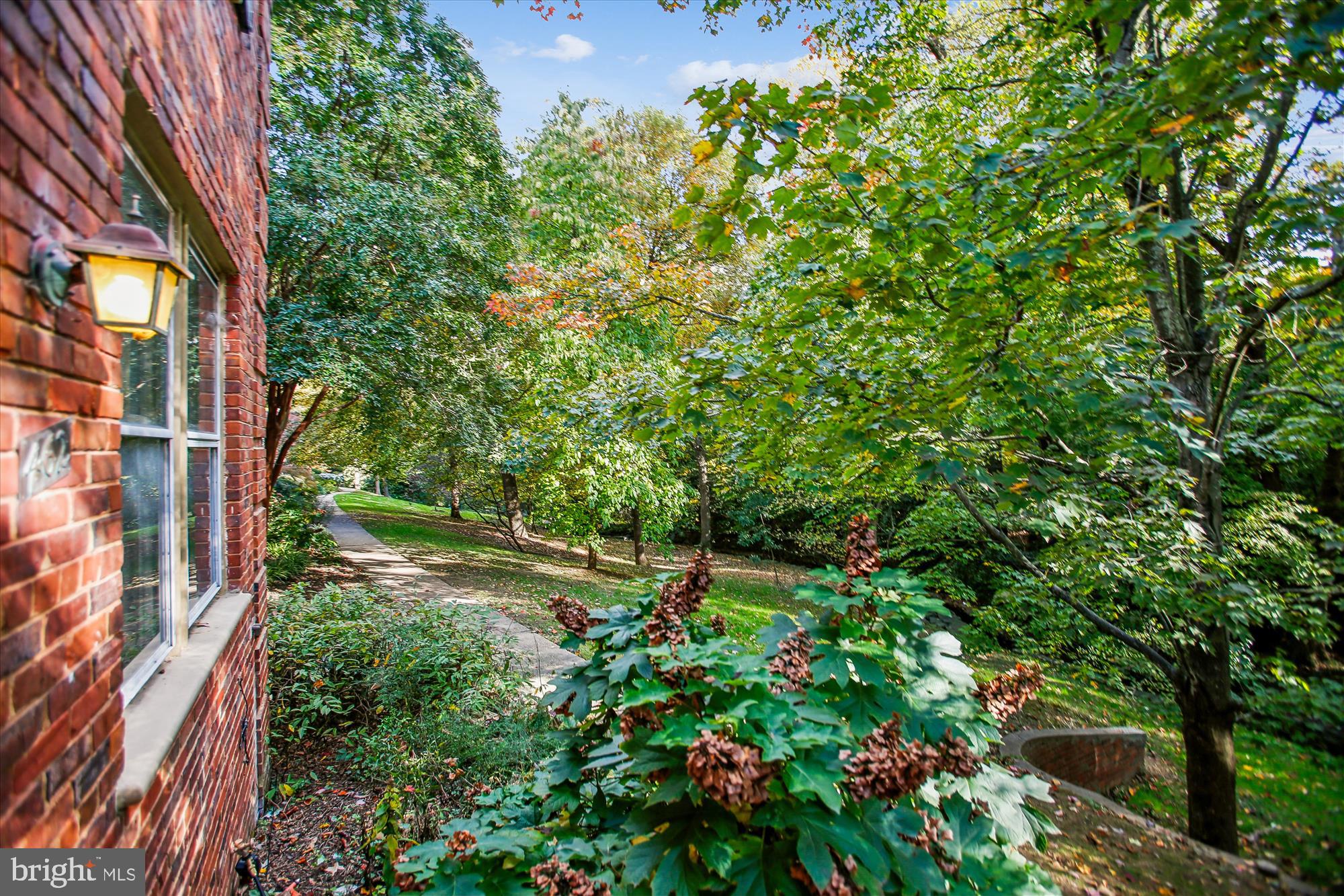 1415 S Edgewood St #463