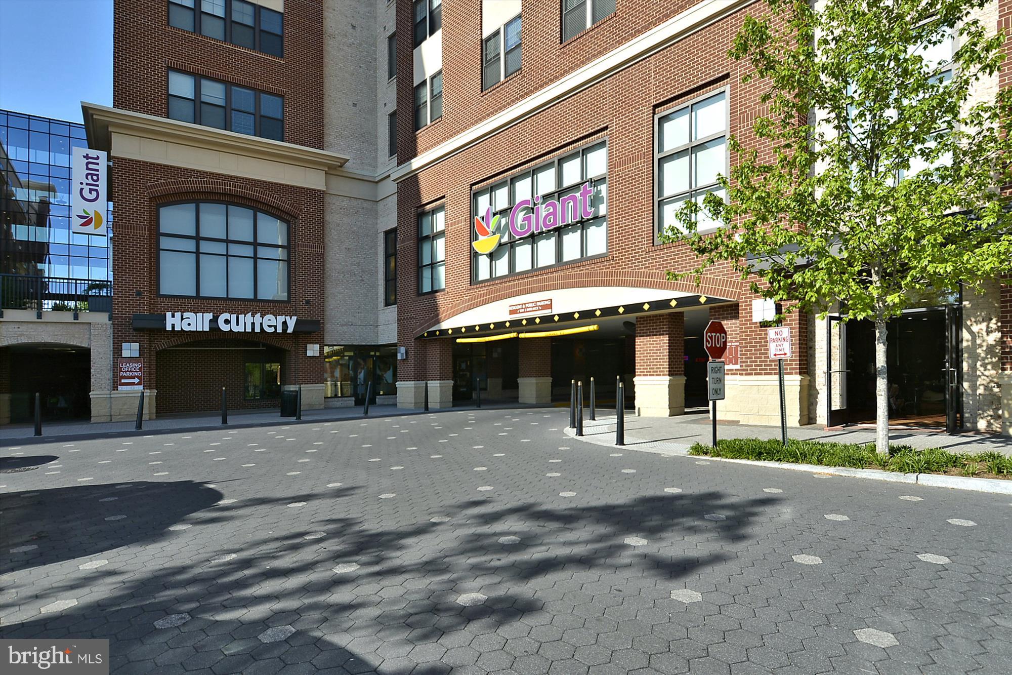 1415 S Edgewood St #463