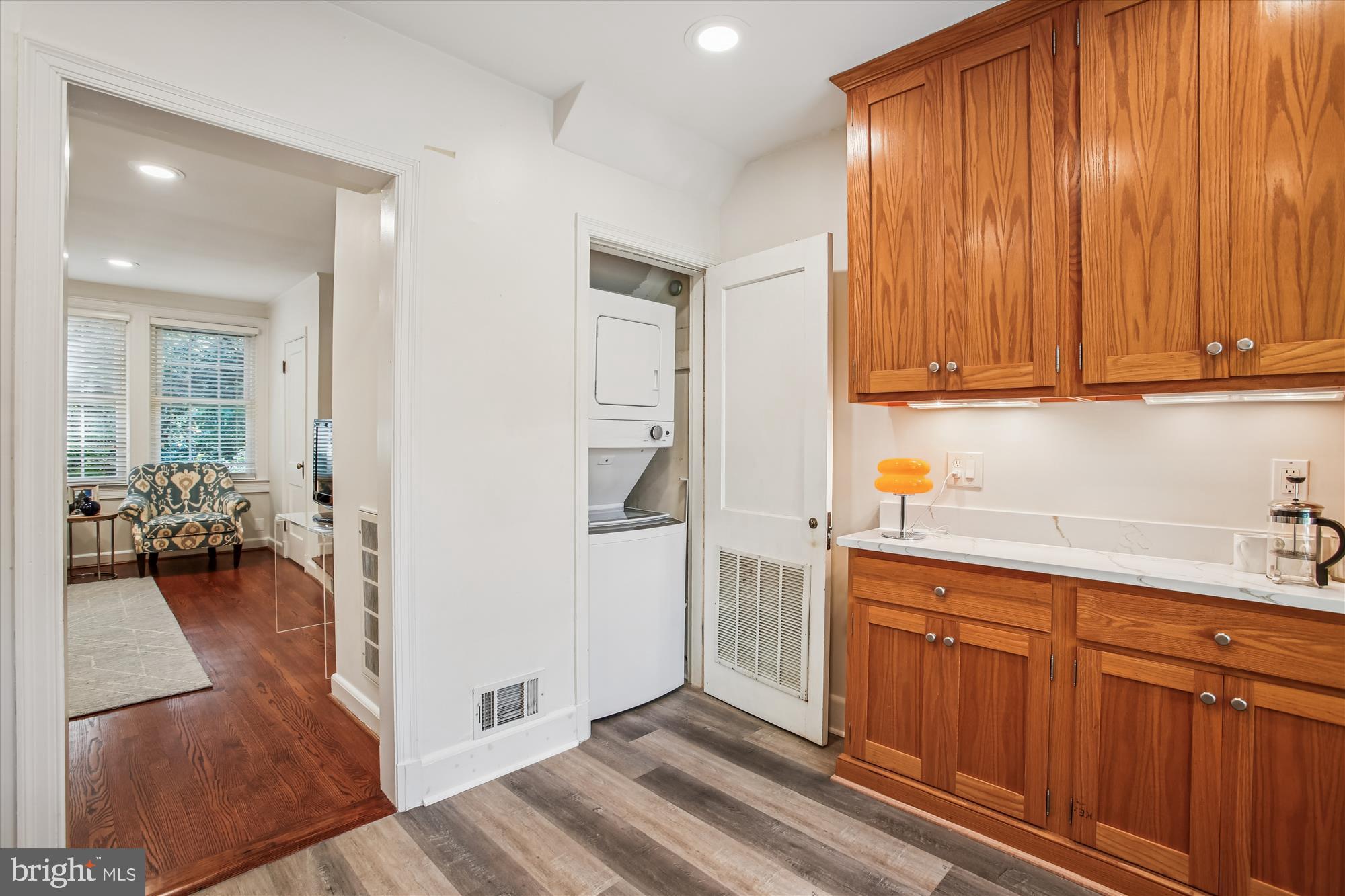 1415 S Edgewood St #463