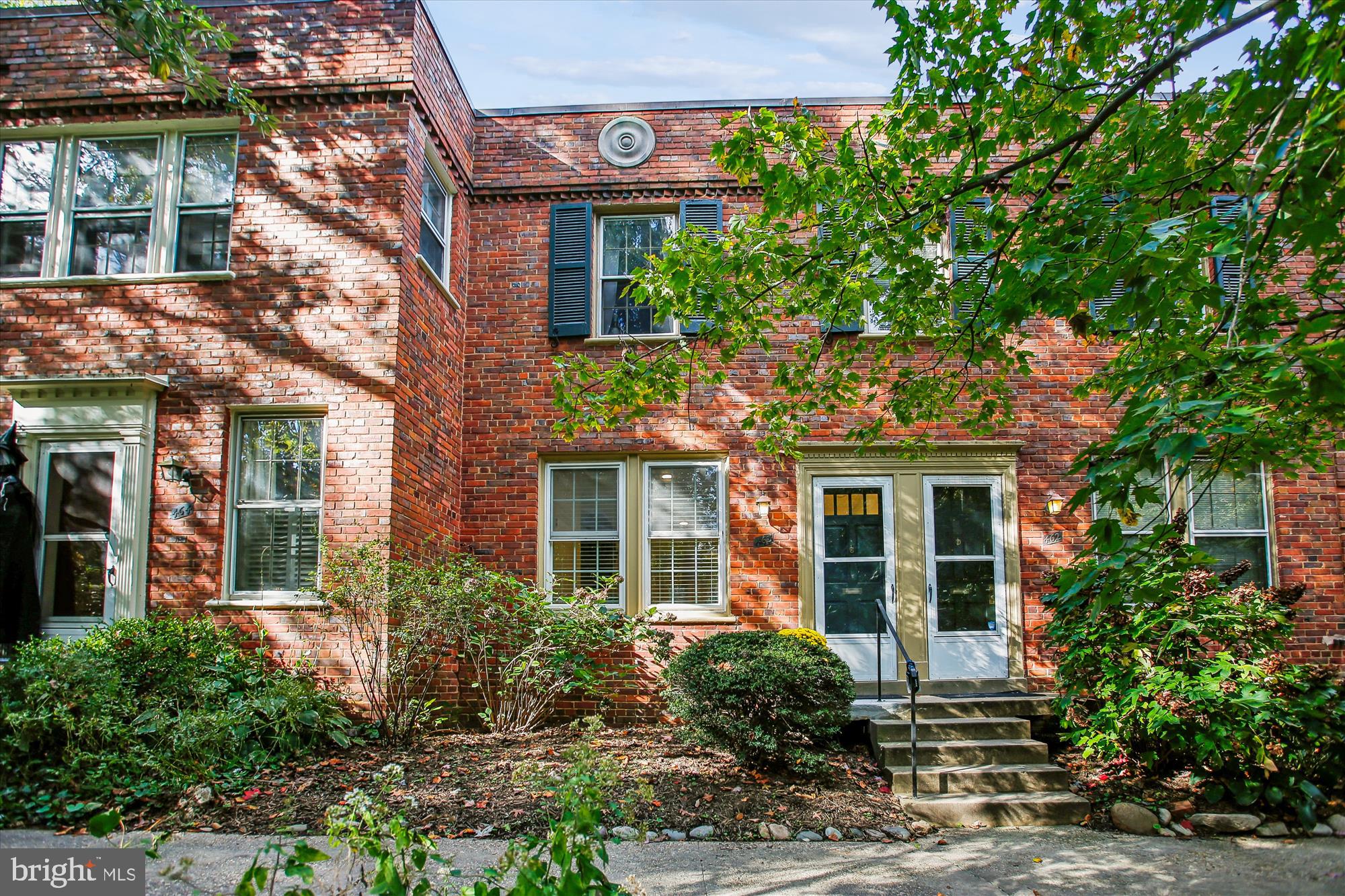 1415 S Edgewood St #463