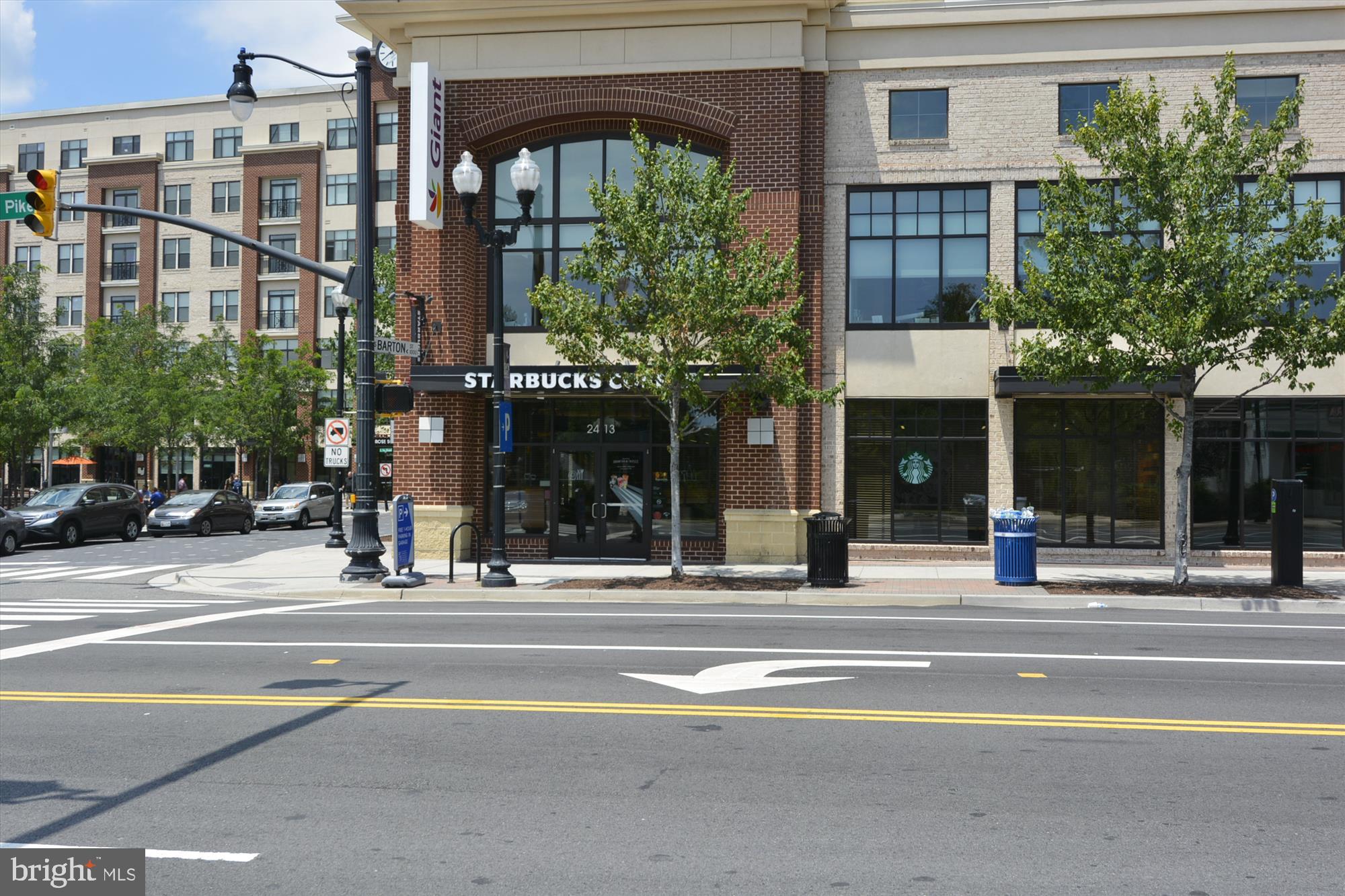 1415 S Edgewood St #463