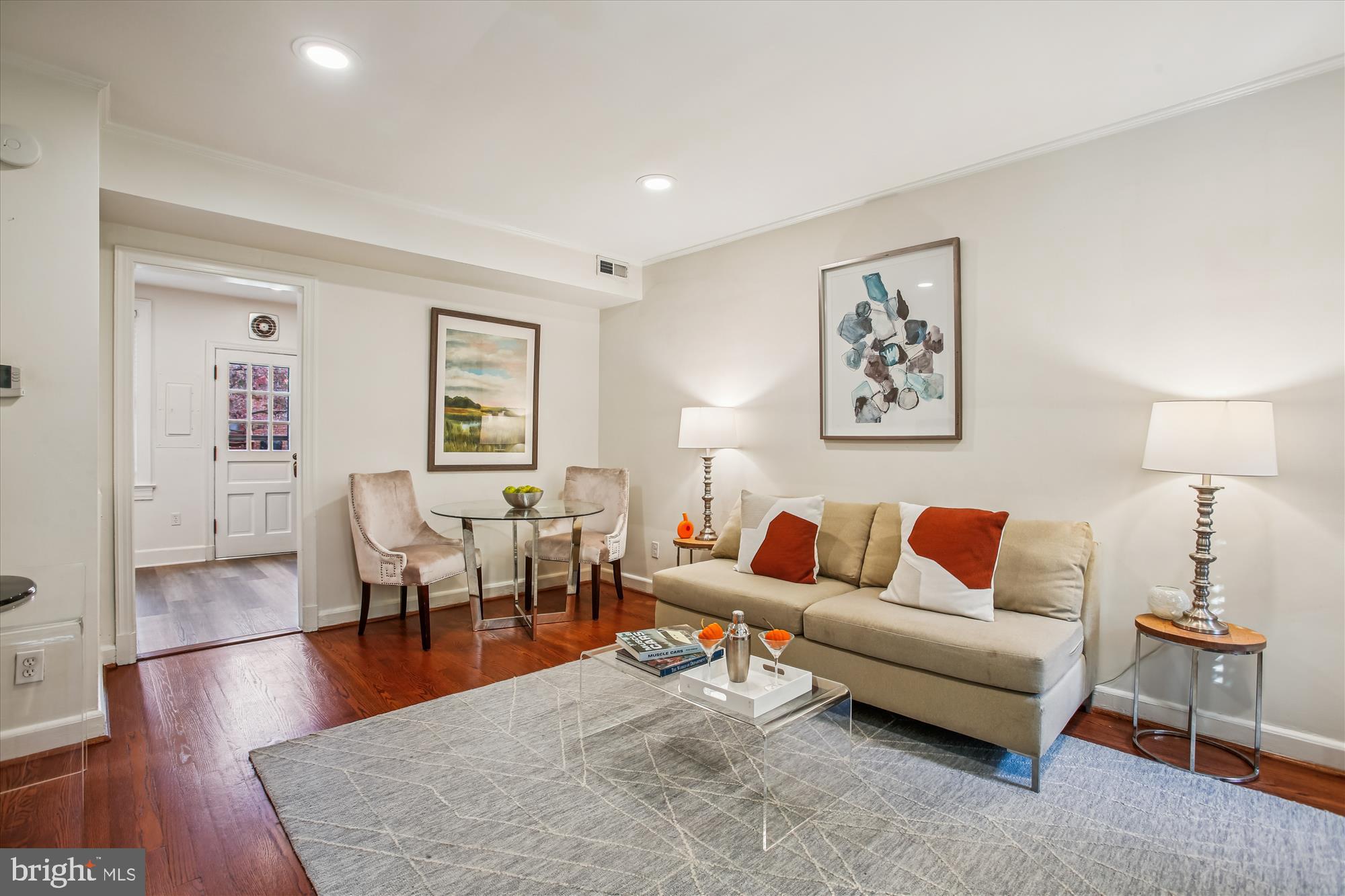 1415 S Edgewood St #463