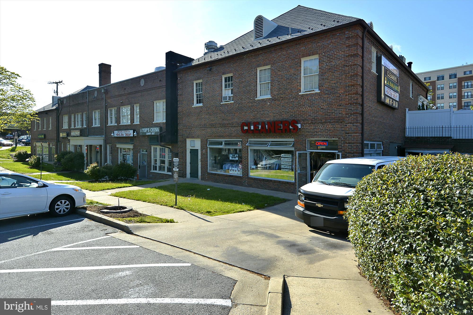 1415 S Edgewood St #463