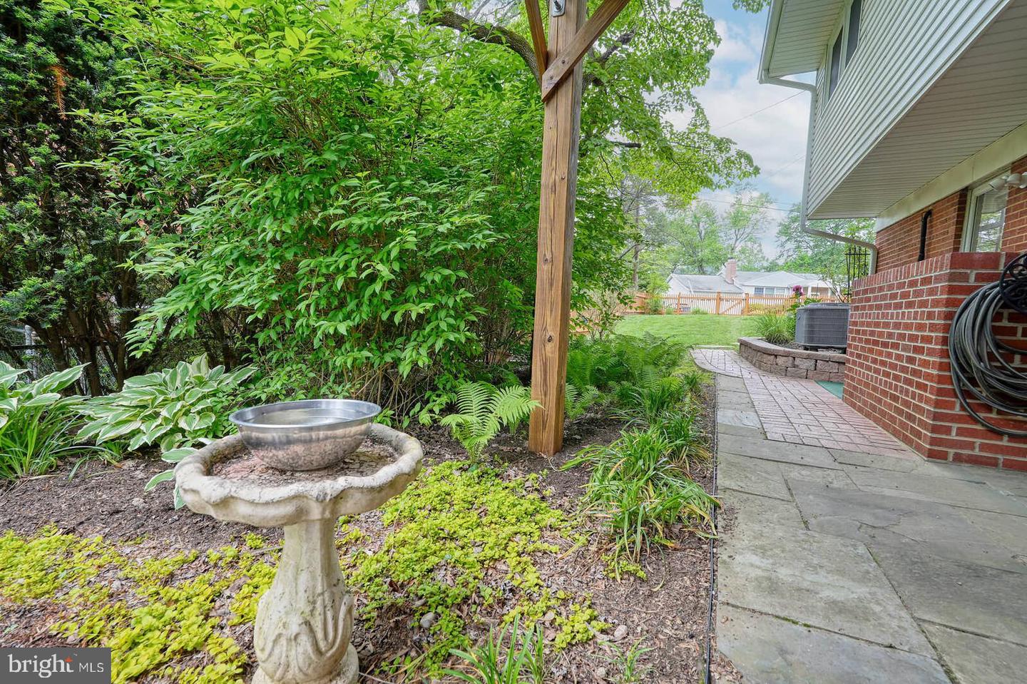 6511 Engel Dr