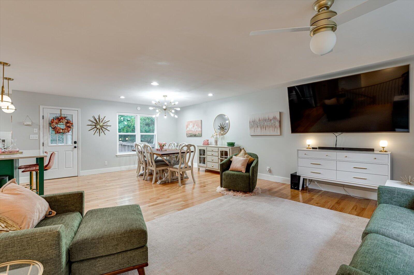 6443 Ridge Lake Road