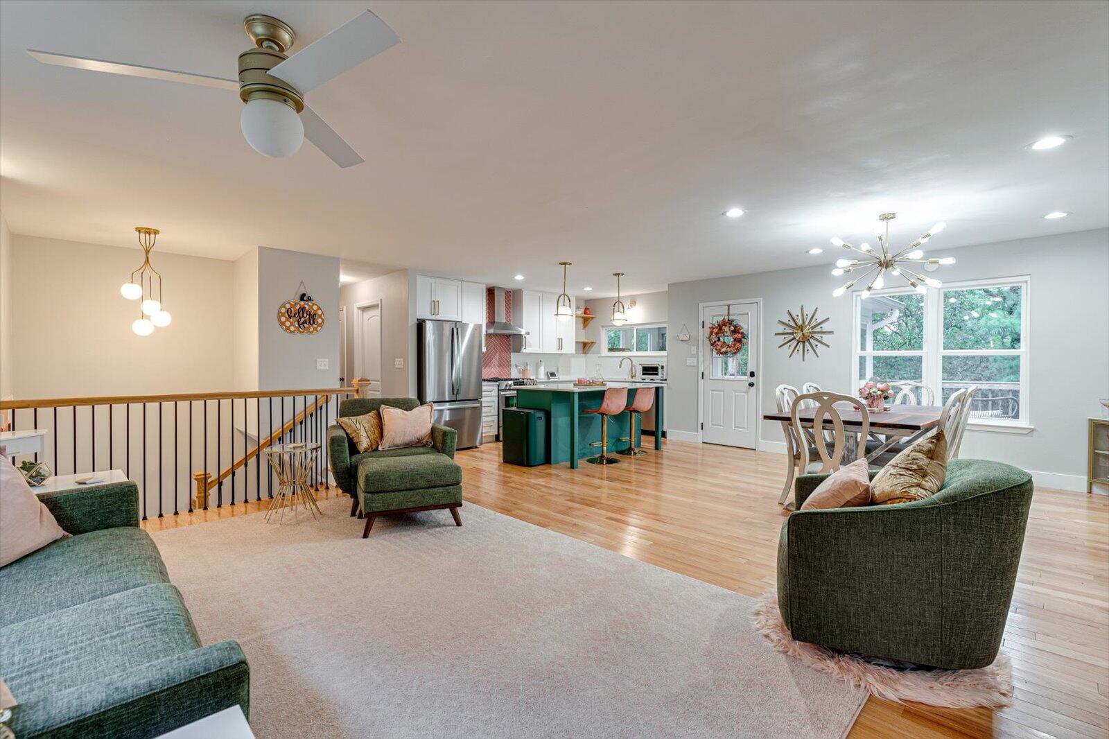 6443 Ridge Lake Road