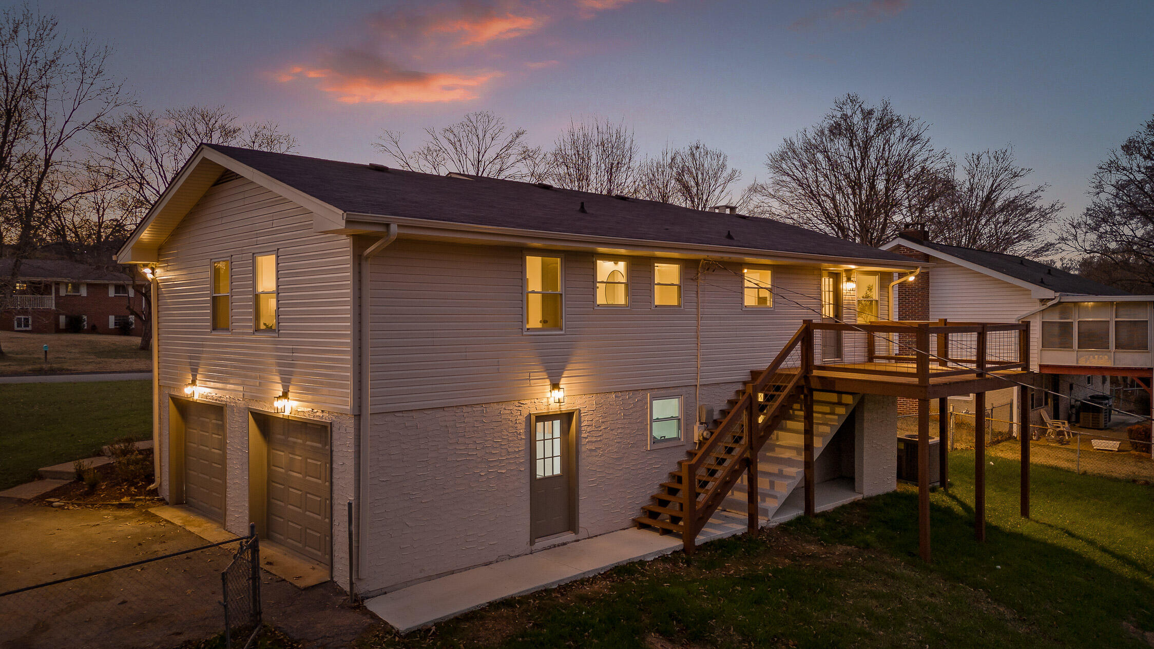 5832 Pine Lake Drive