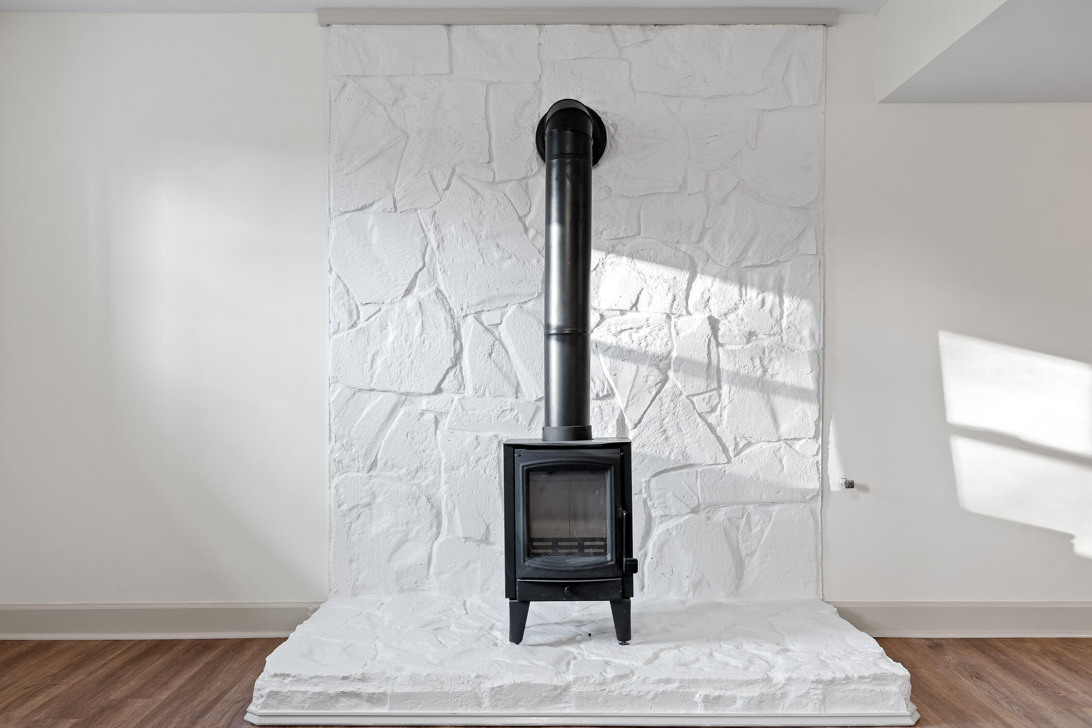 5832 Pine Lake Drive