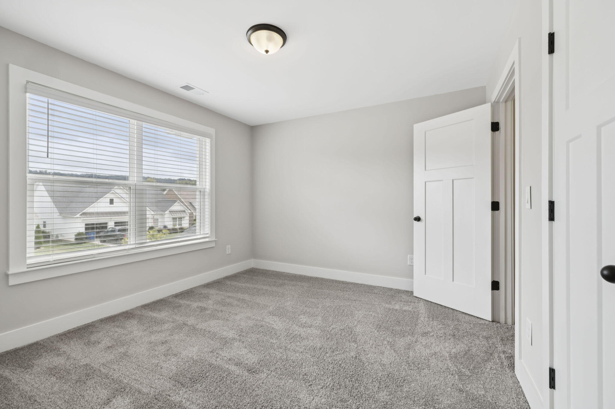 1578 Buttonwood Loop