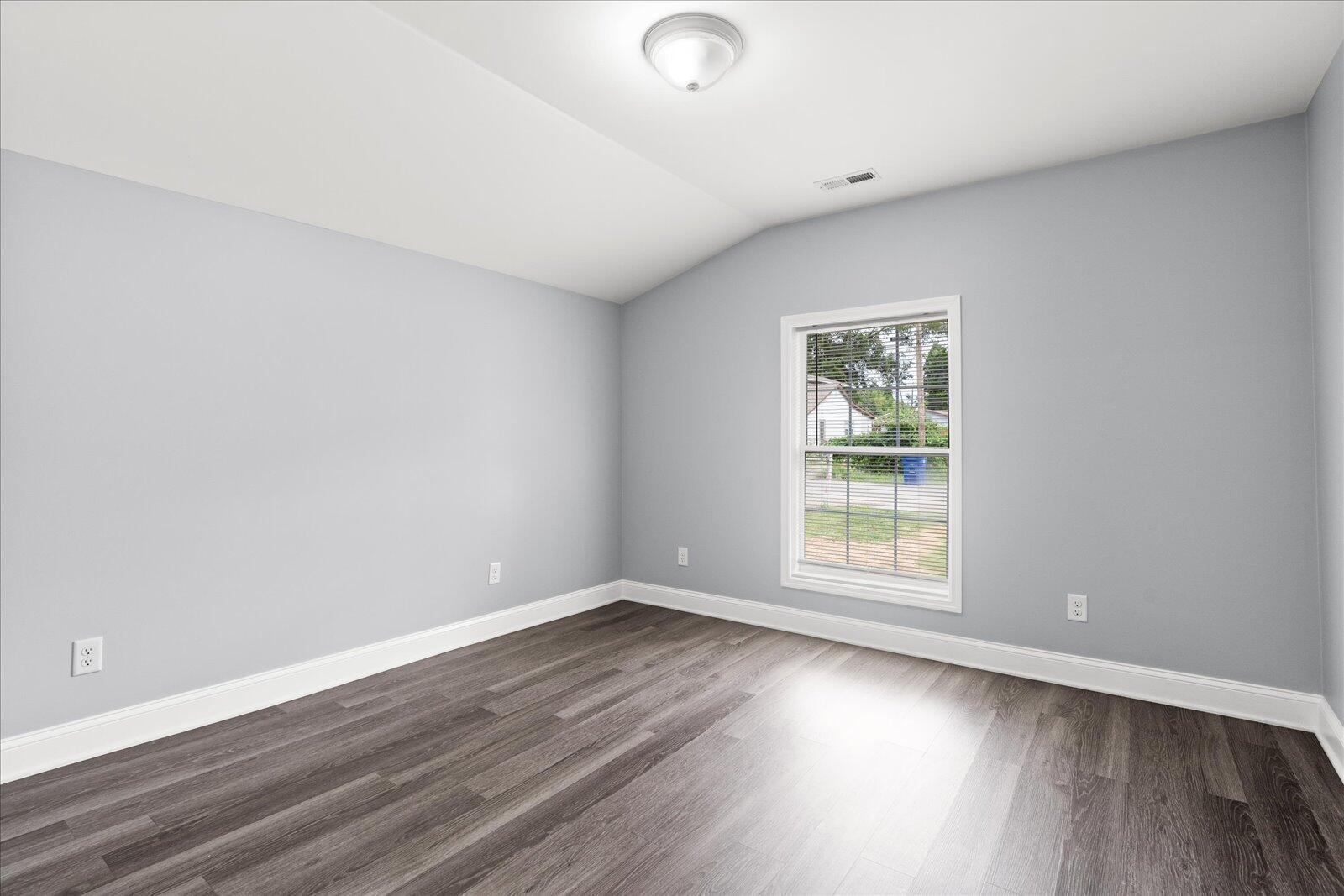 1416 E 50th Street