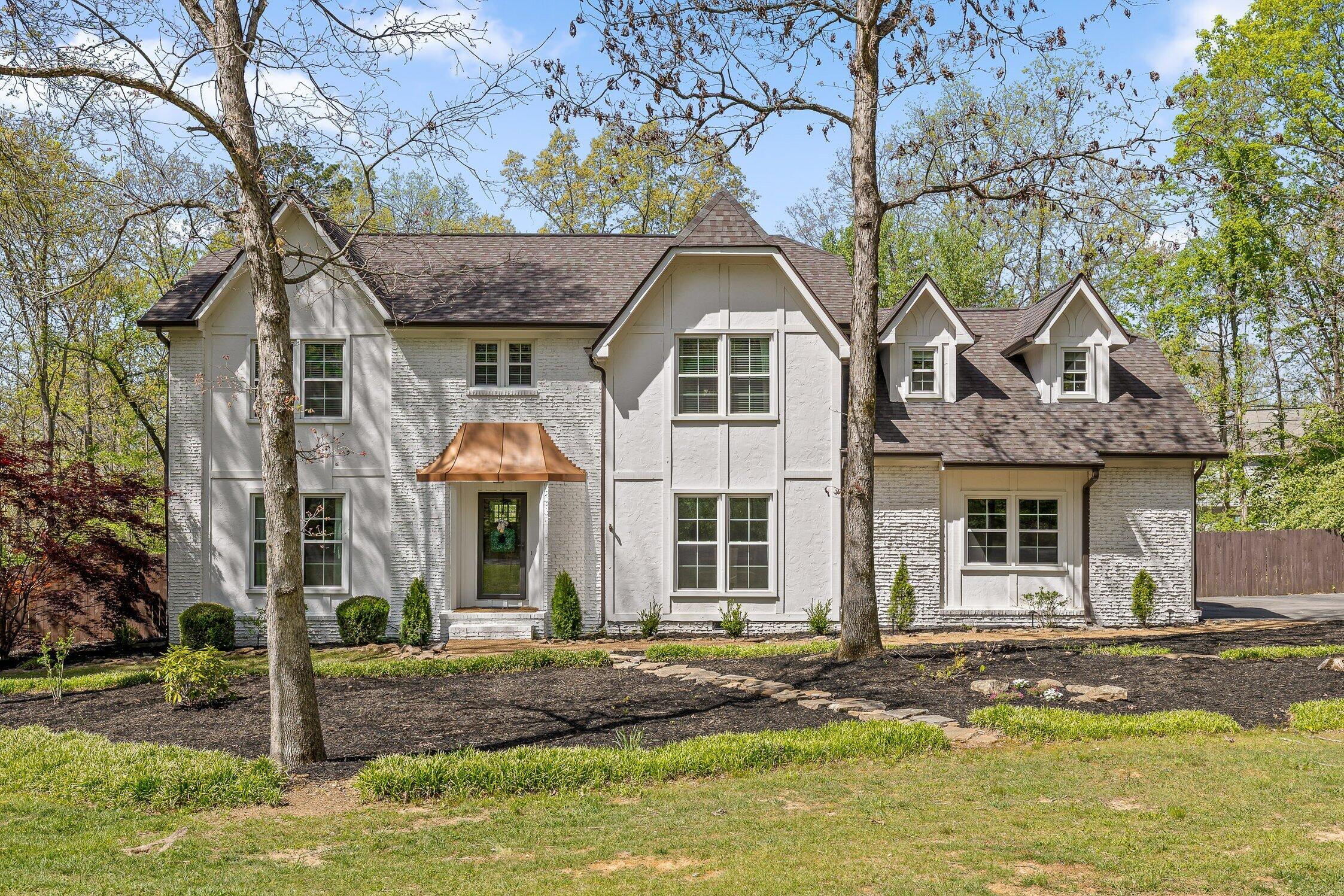 32 Cool Springs Road