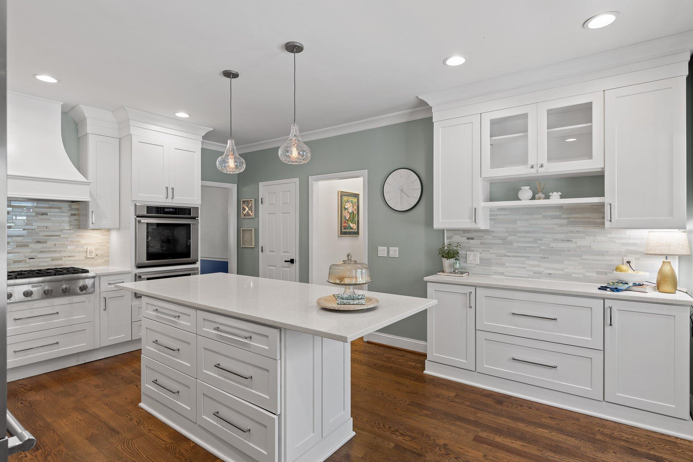 32 Cool Springs Road