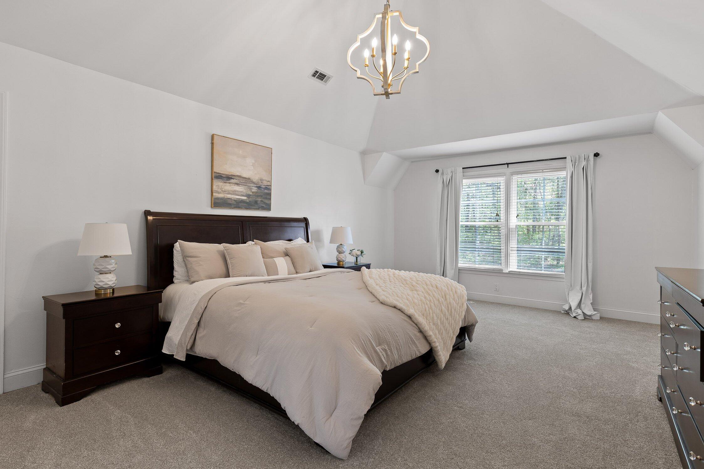 32 Cool Springs Road