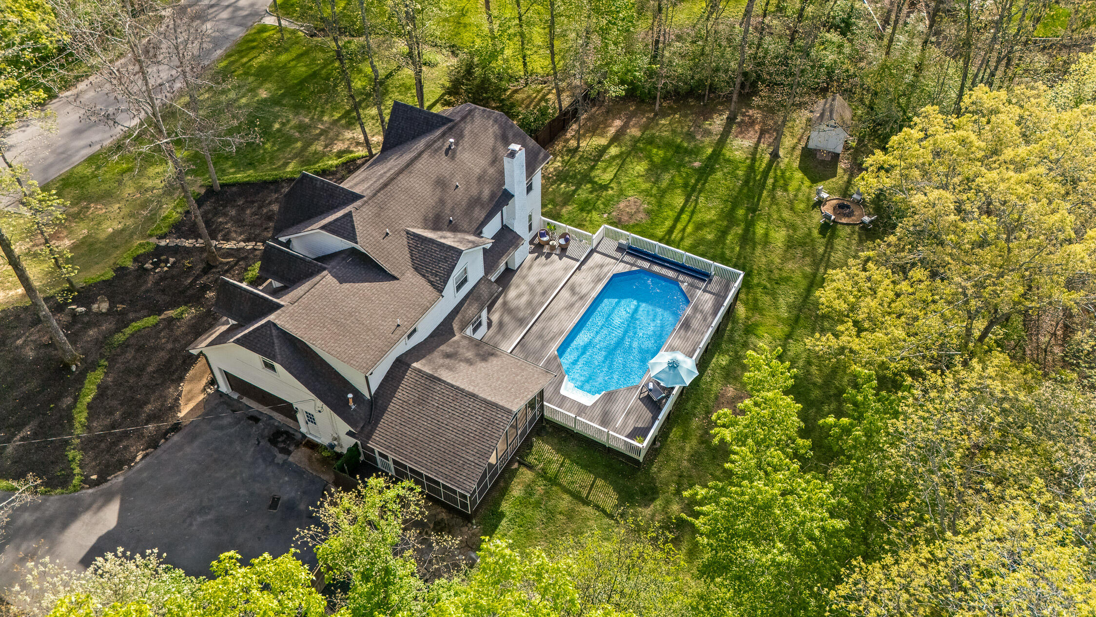 32 Cool Springs Road