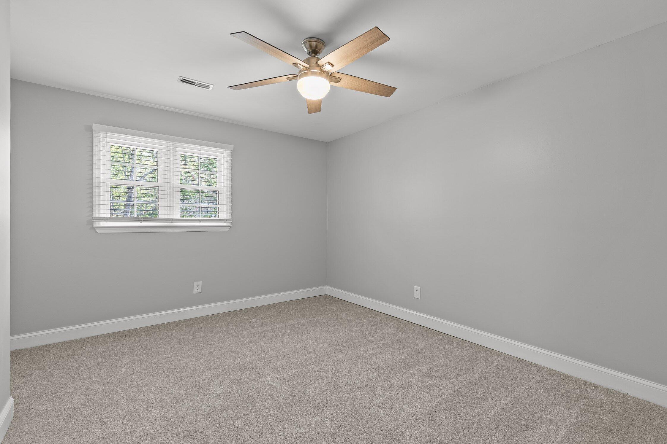 32 Cool Springs Road
