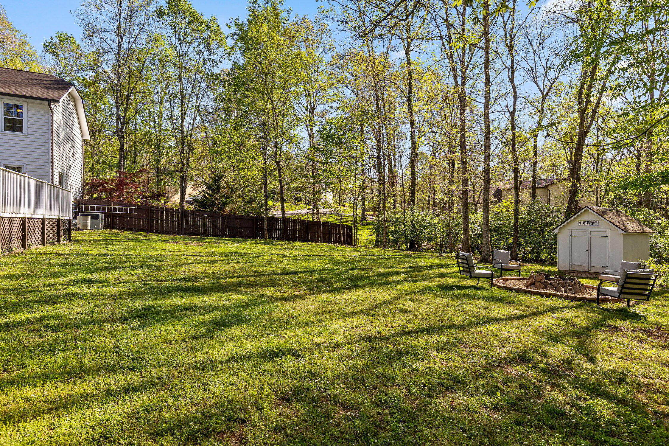 32 Cool Springs Road