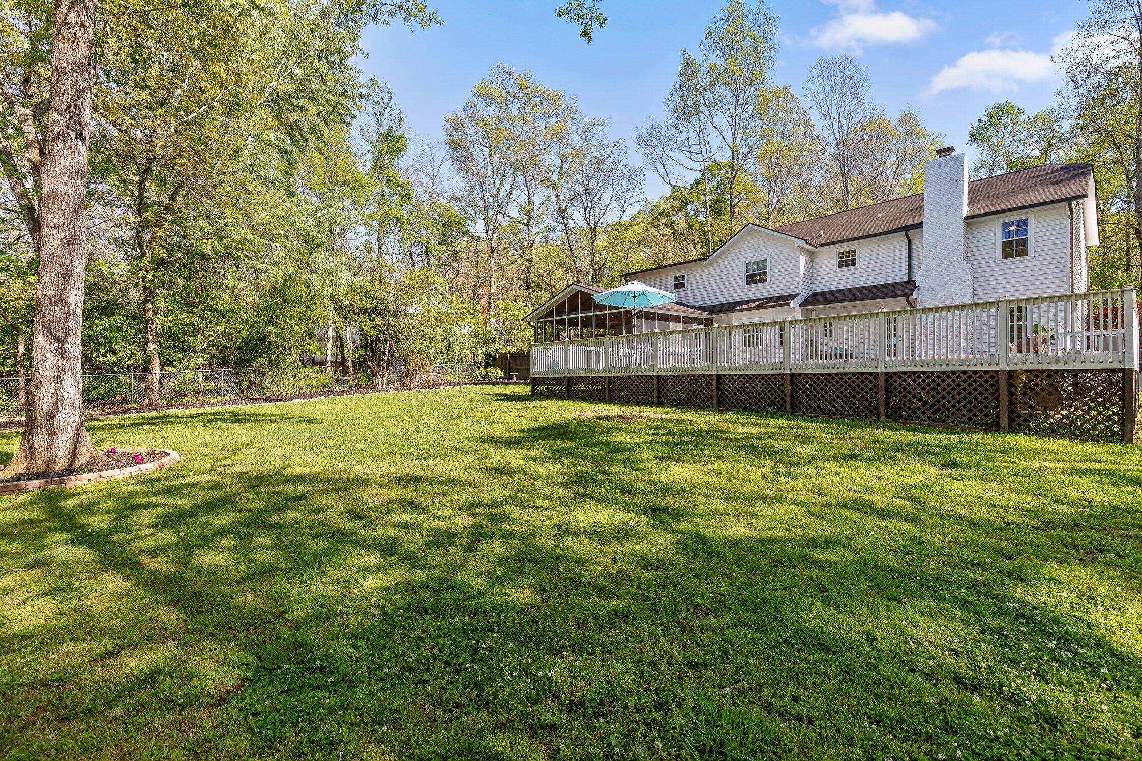 32 Cool Springs Road