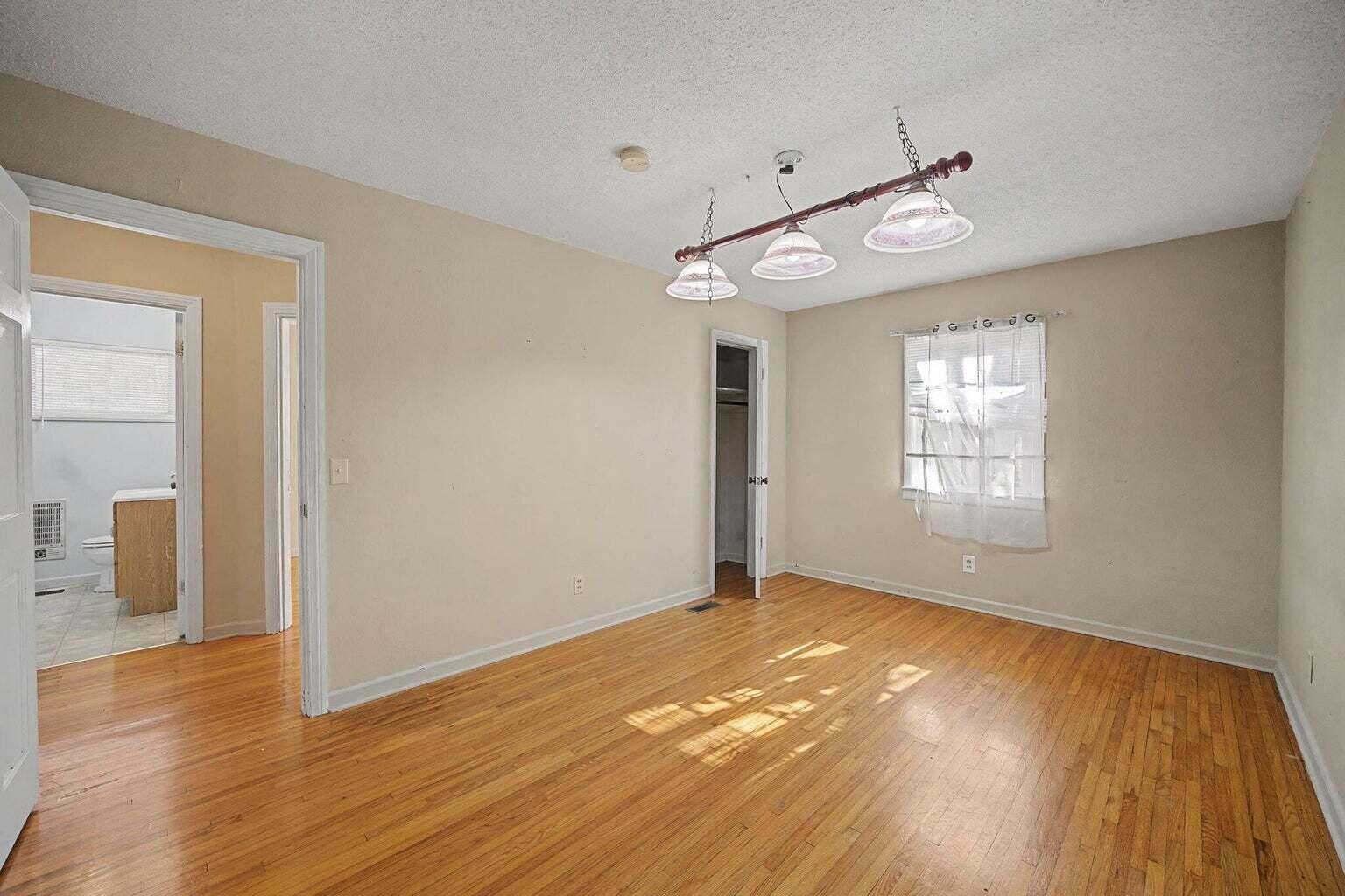 903 Sunny Dell Circle