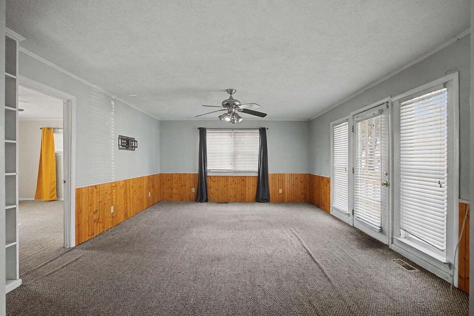 903 Sunny Dell Circle