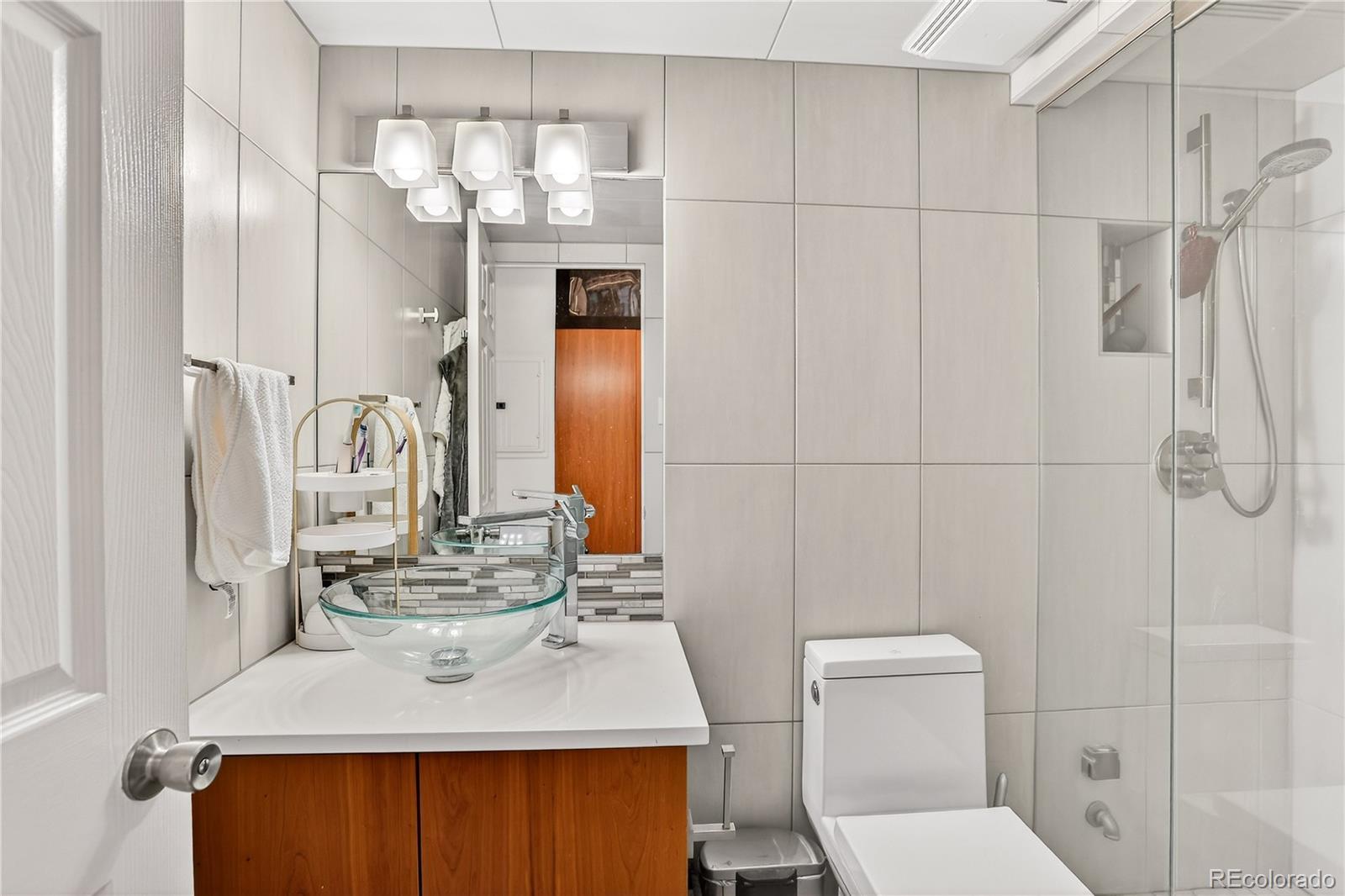 550 E 12th Avenue Unit: 1703