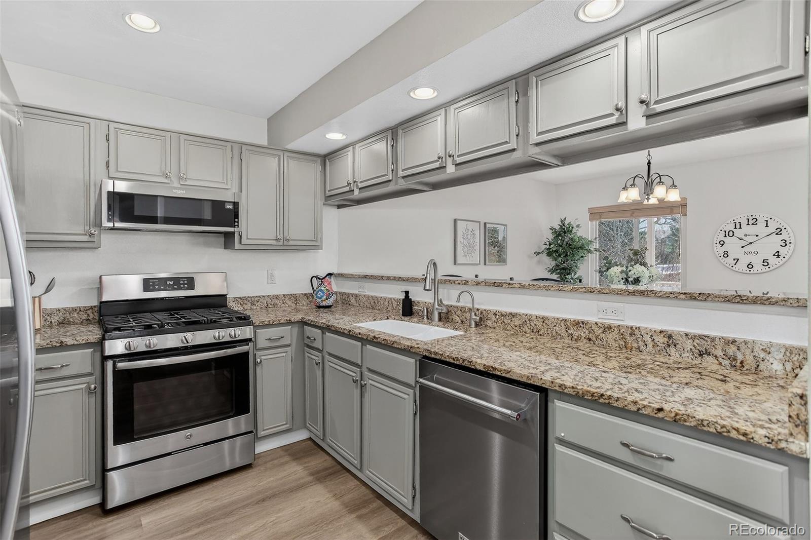 4008 Ashcroft Avenue