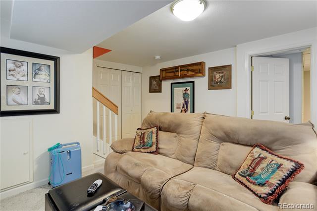 7840 S Windermere Circle