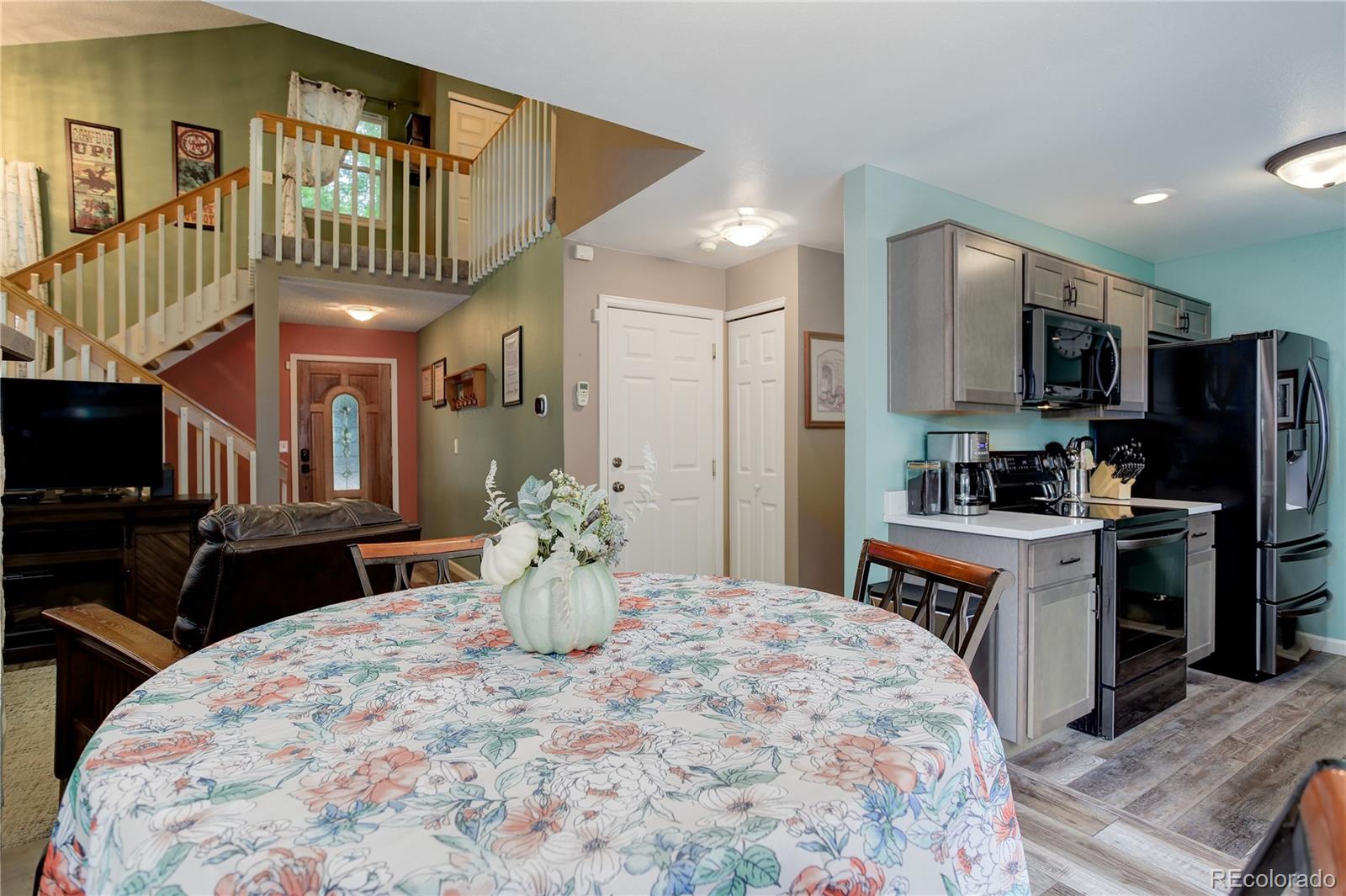 7840 S Windermere Circle