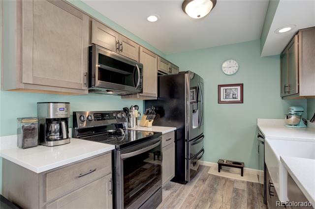 7840 S Windermere Circle