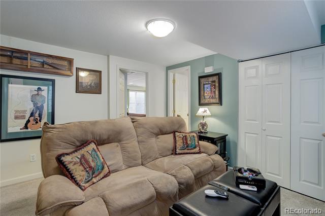 7840 S Windermere Circle