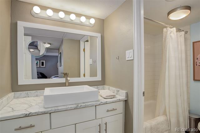 1433 N Williams Street Unit: 407