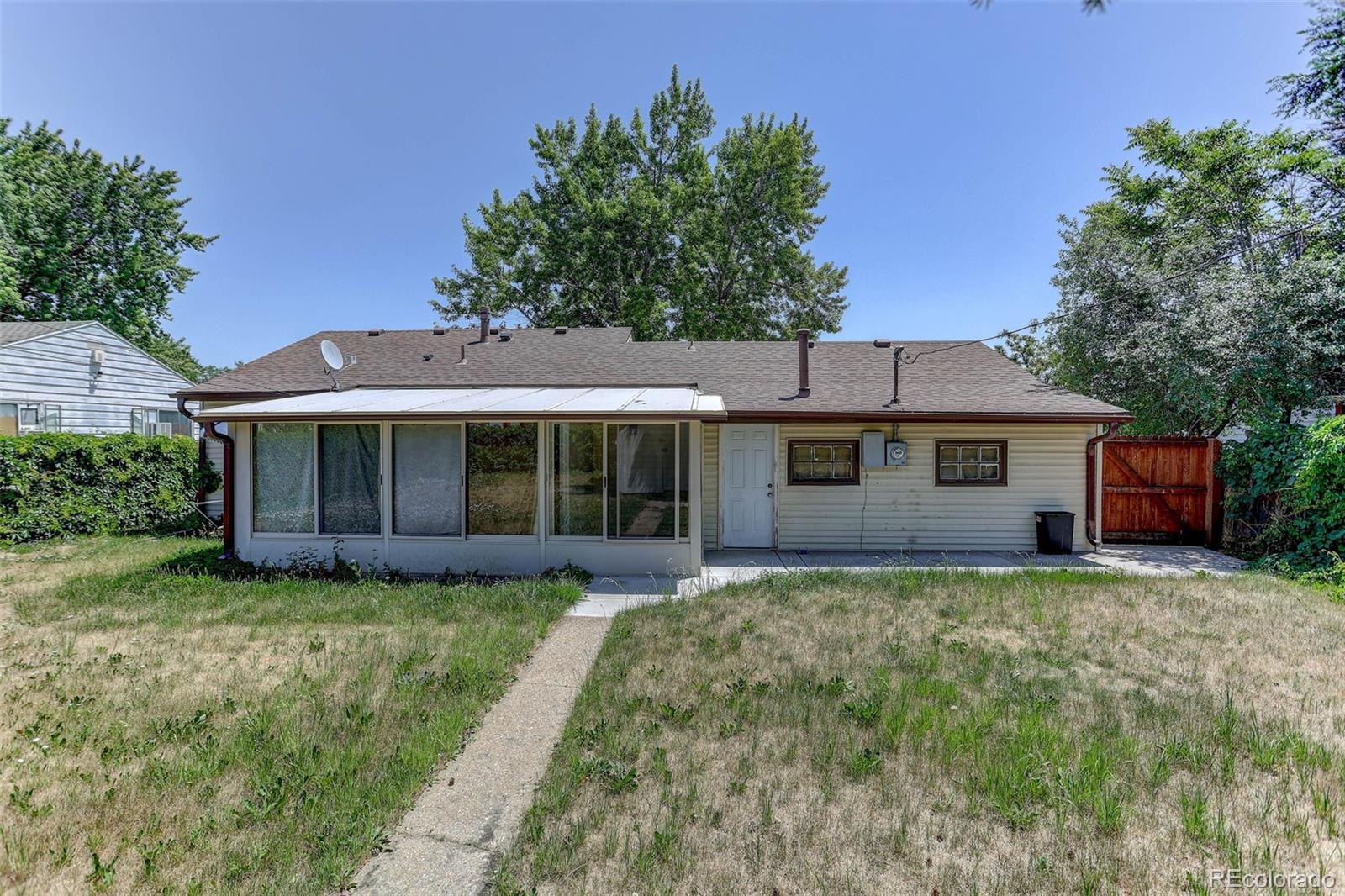 1081 S Knox Court