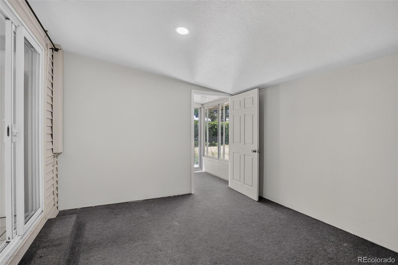 1081 S Knox Court