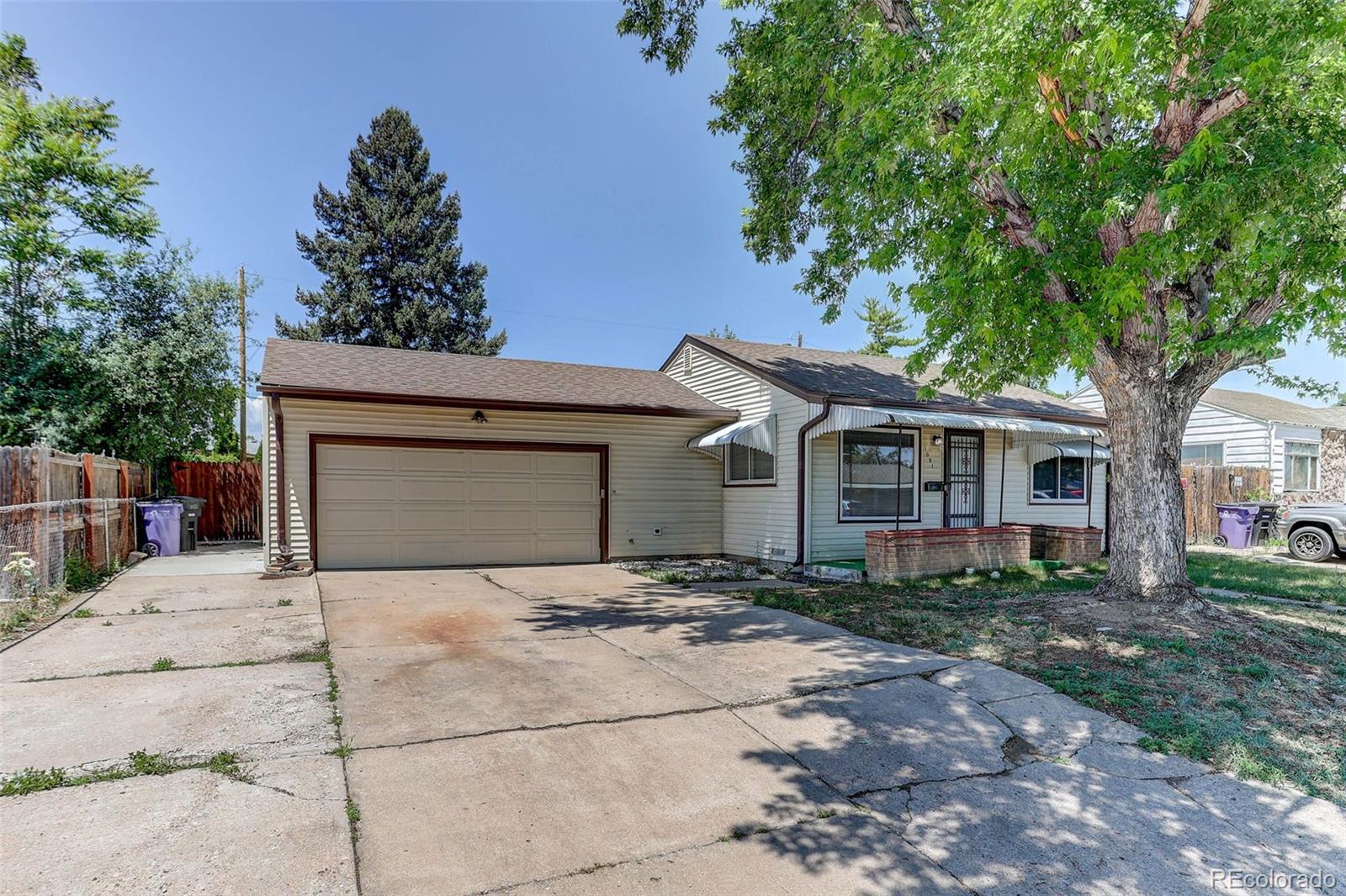 1081 S Knox Court