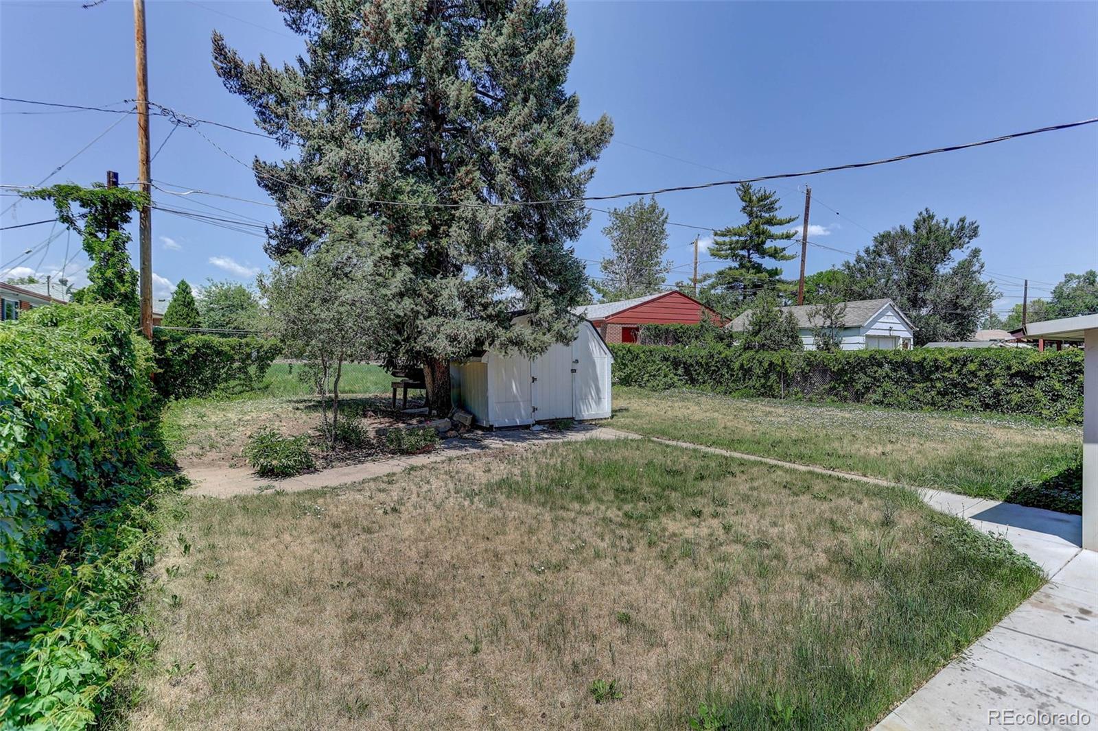 1081 S Knox Court