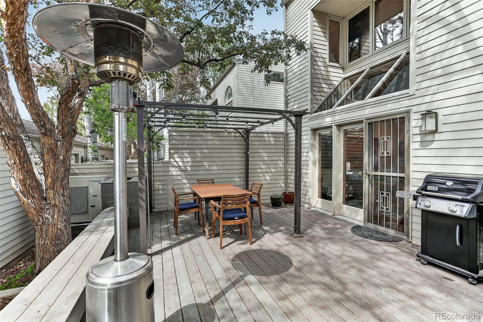 353 Harrison Street