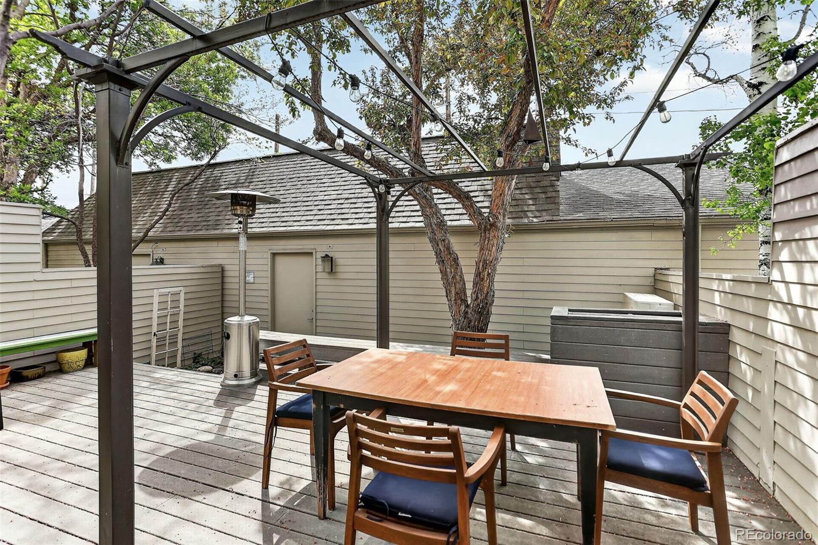 353 Harrison Street