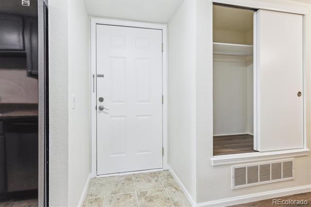 6480 S Dayton Street Unit: M02