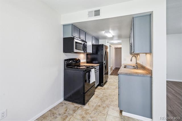 6480 S Dayton Street Unit: M02