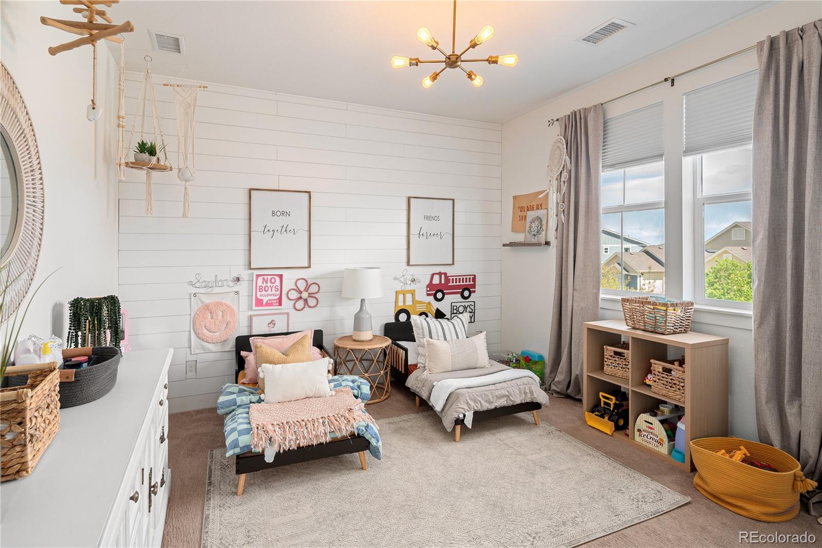 2855 Pawnee Creek Drive