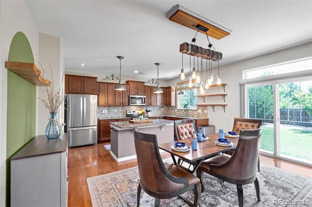 82 S Newbern Way