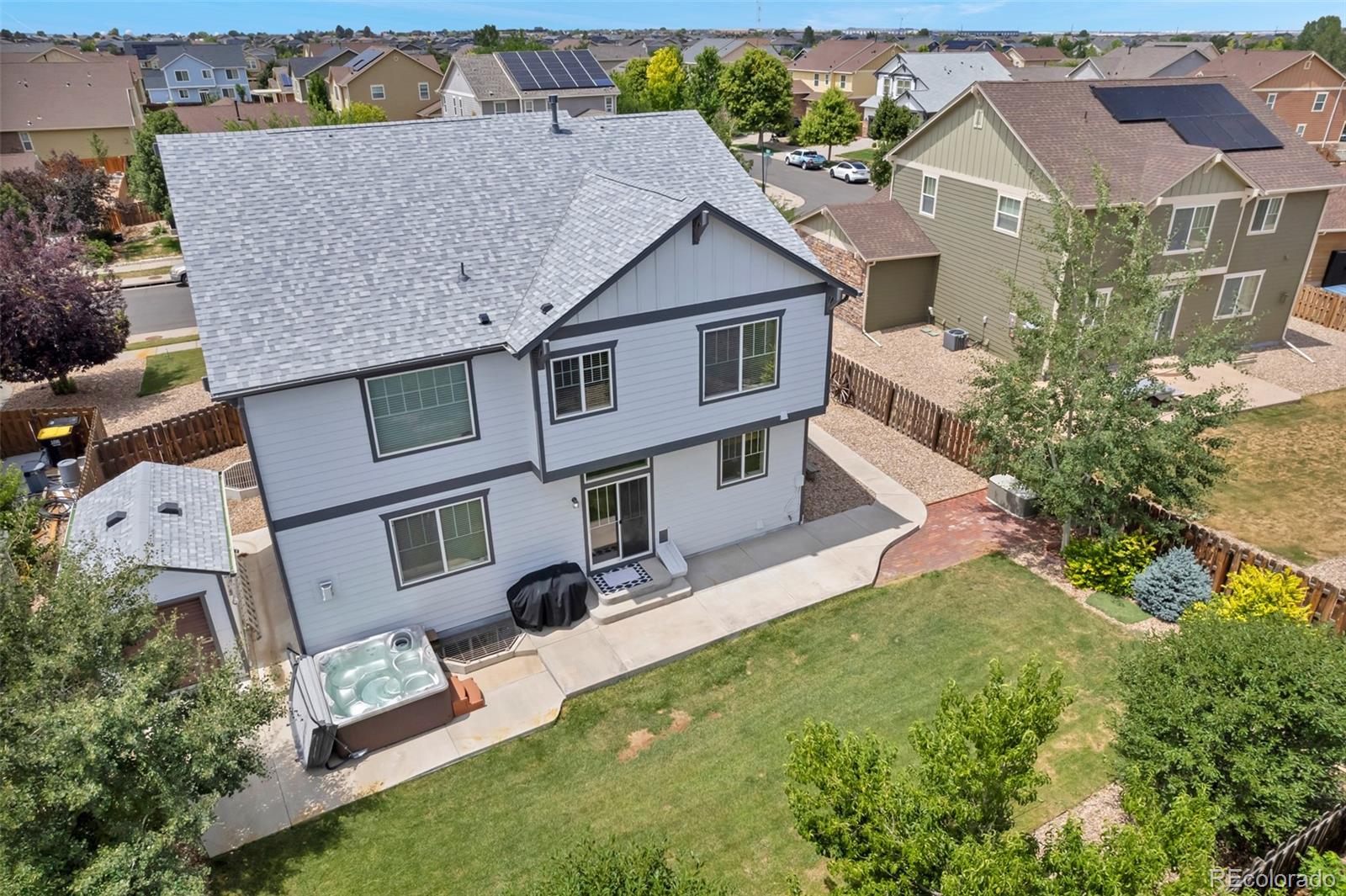 82 S Newbern Way