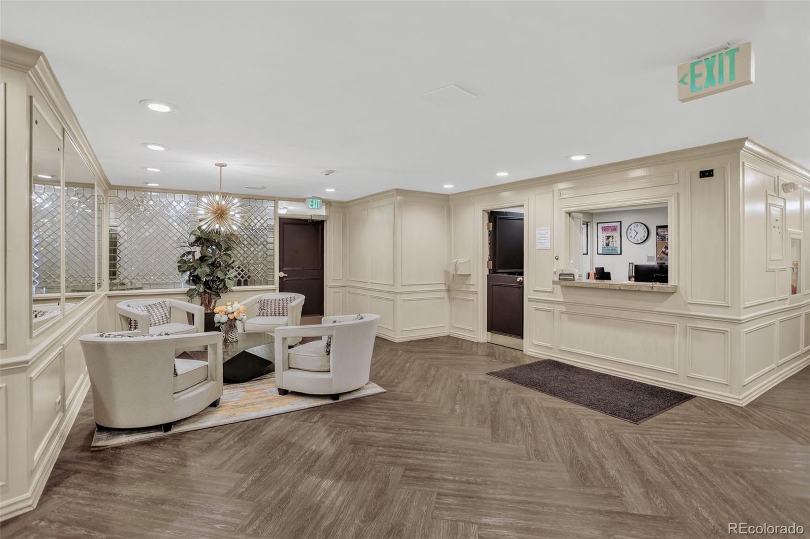 130 N Pearl Street Unit: 808