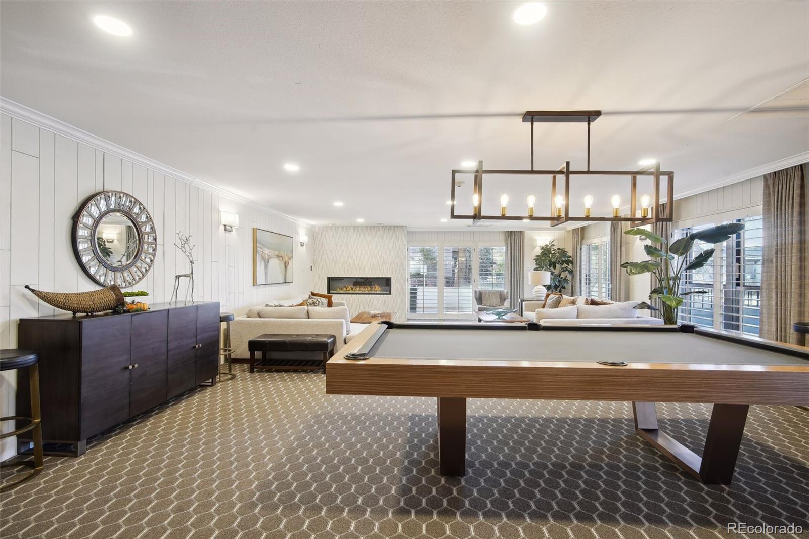 130 N Pearl Street Unit: 808