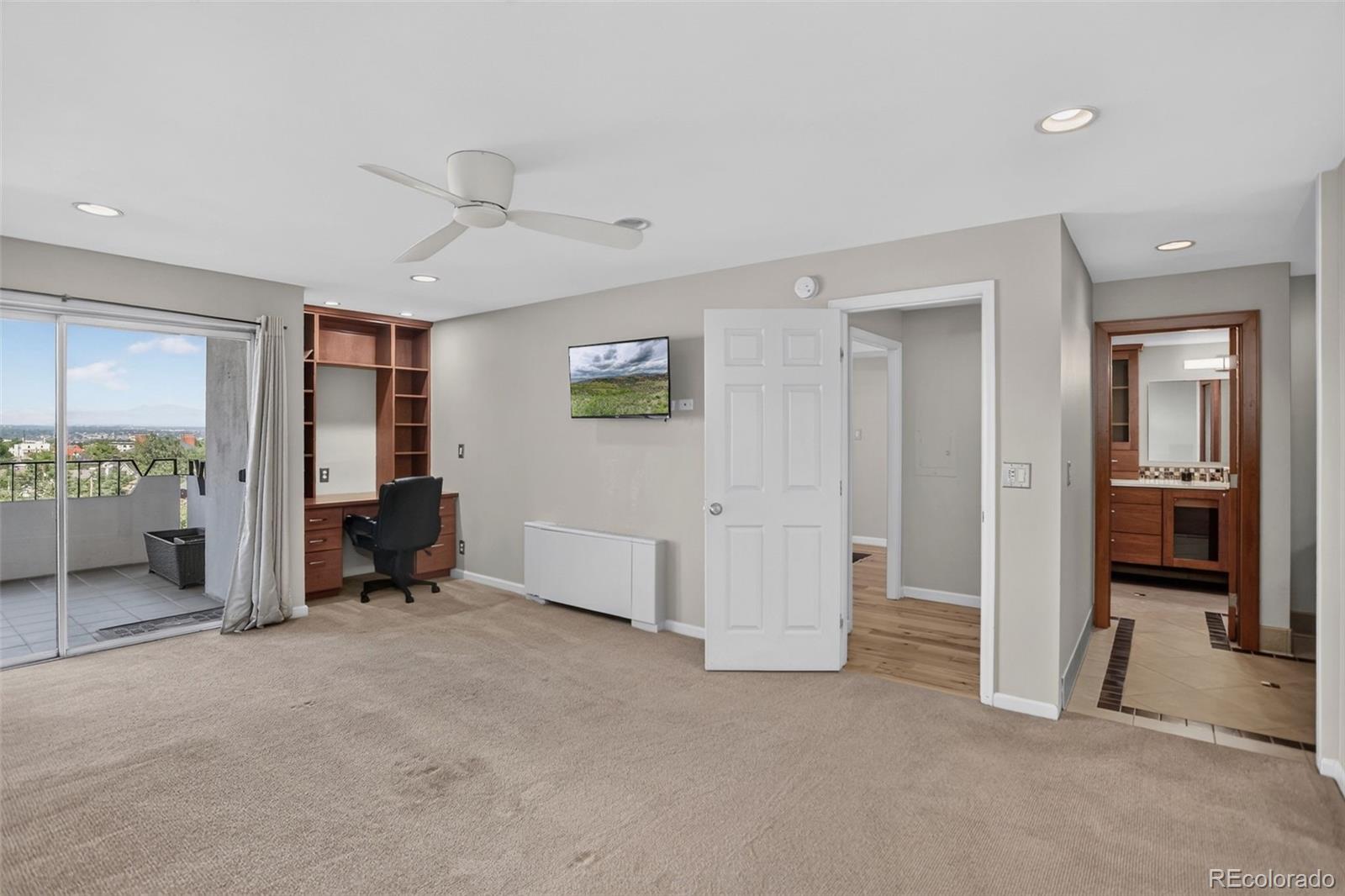 130 N Pearl Street Unit: 808