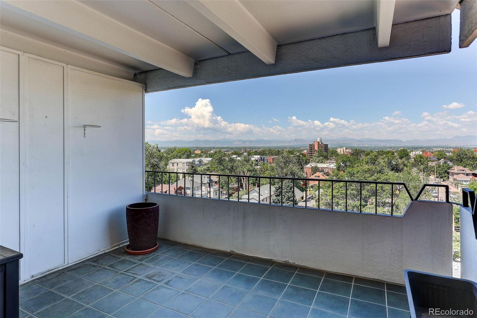 130 N Pearl Street Unit: 808