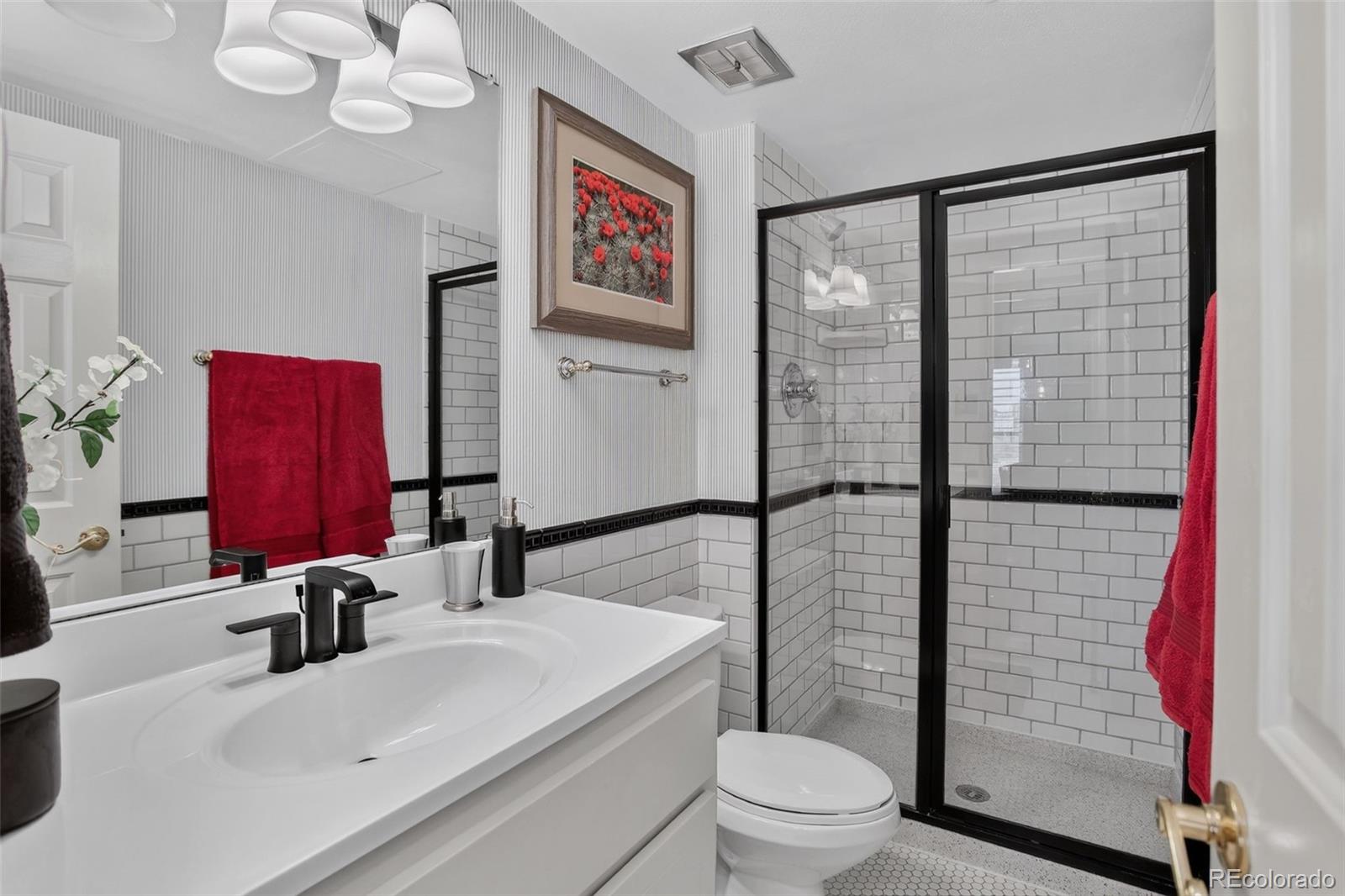130 N Pearl Street Unit: 808