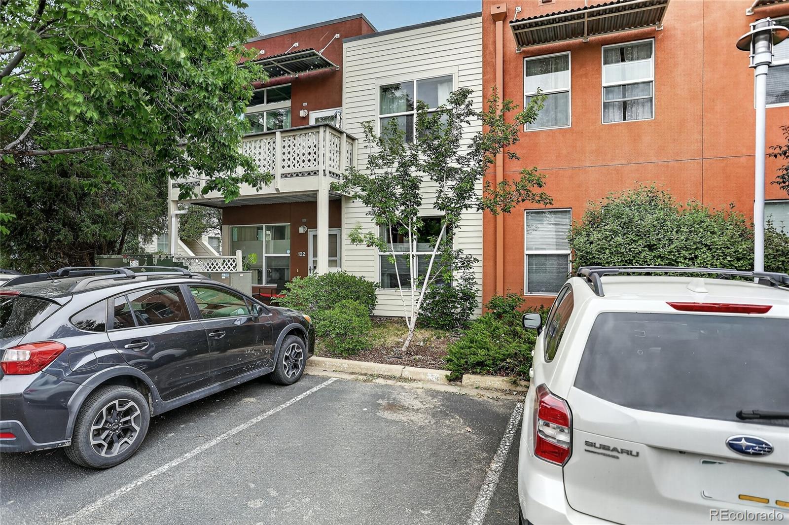2828 Syracuse Street Unit: 222