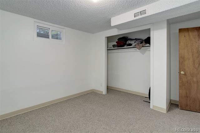 8221 Ralph Lane