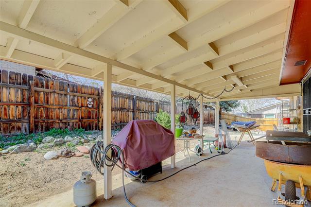 8221 Ralph Lane